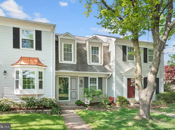 15 Dulany Ct, Sterling, VA 20165