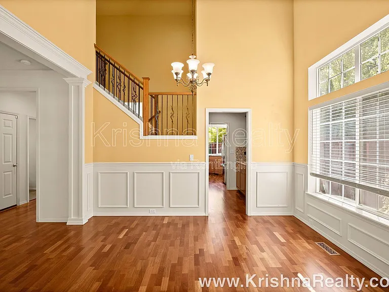 13686 NW Henninger Ln — Photo 5