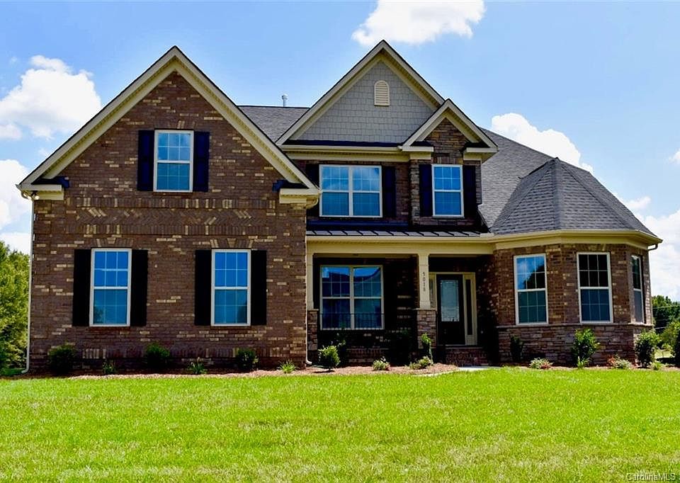 1st image of 5018 Barcroft Dr #19