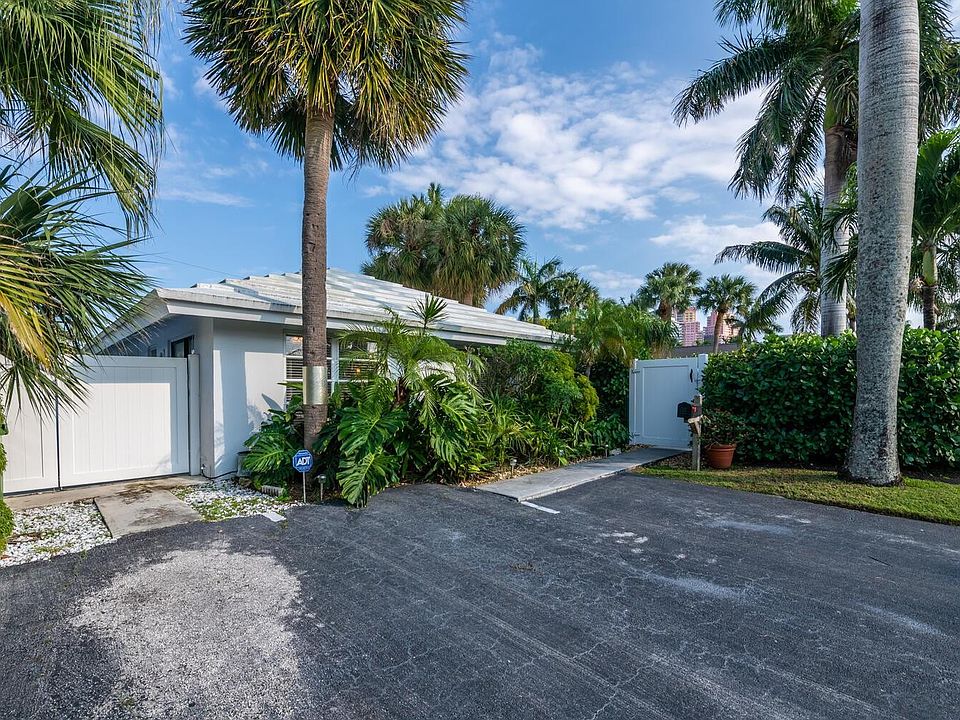 1st image of 2618 NE 32nd Avenue