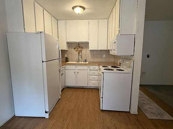 5th image of 1209 W Plum St APT C6