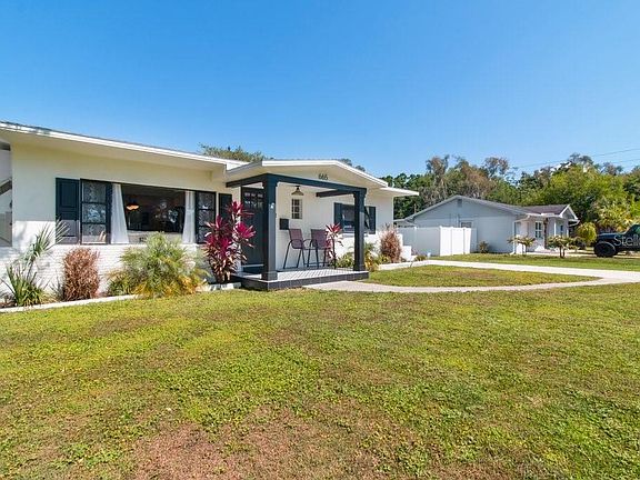 4th image of 665 Villa Grande Ave S