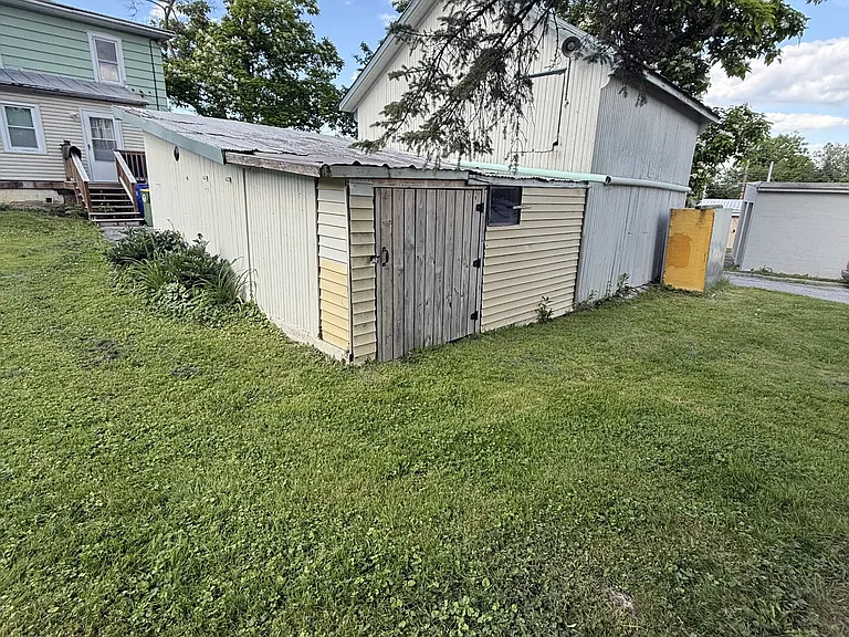 3 W Kendig Rd #B — Photo 7