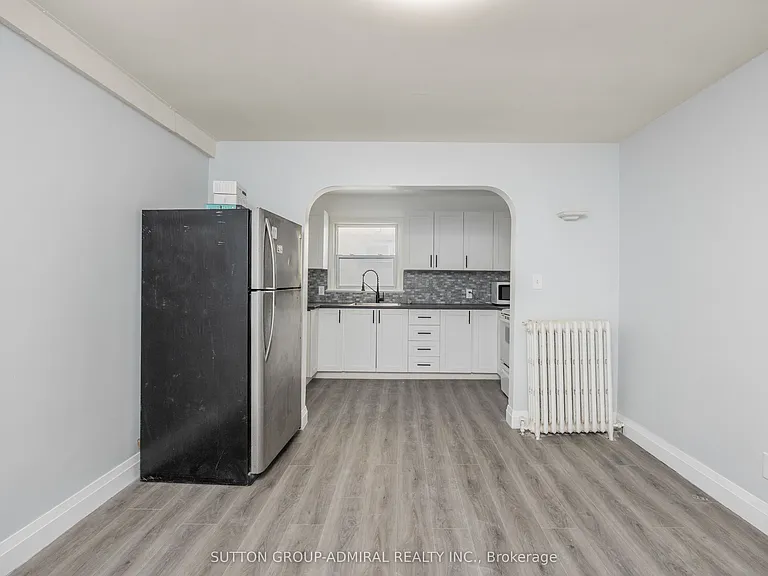 227 Regent St #6 — Photo 3