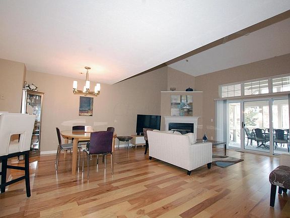 2nd image of 1481 Sedgefield Dr