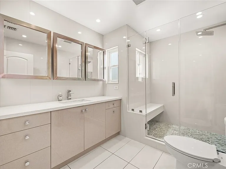4630 Cedros Ave — Photo 34