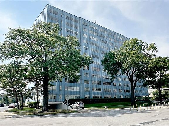 2nd image of 333 W Meyer Blvd APT 1109