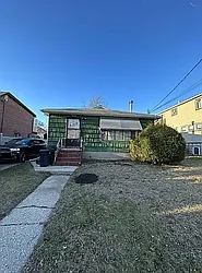 7 Katan Avenue in Great Kills