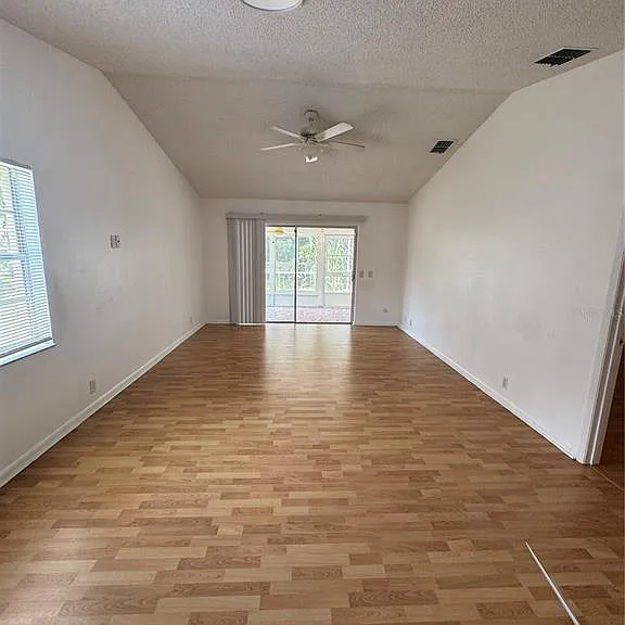 427 Greenfield Rd — Photo 10
