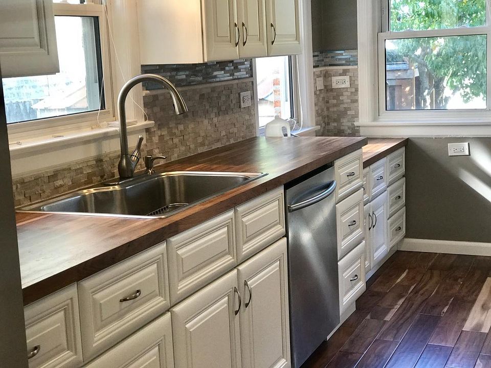1st image of 1401 Seward St #1