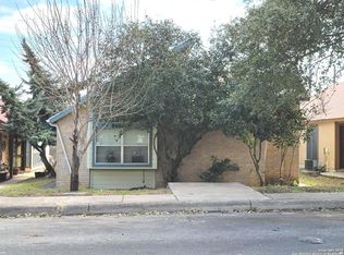 8406 Cranberry Hl, San Antonio, TX 78254