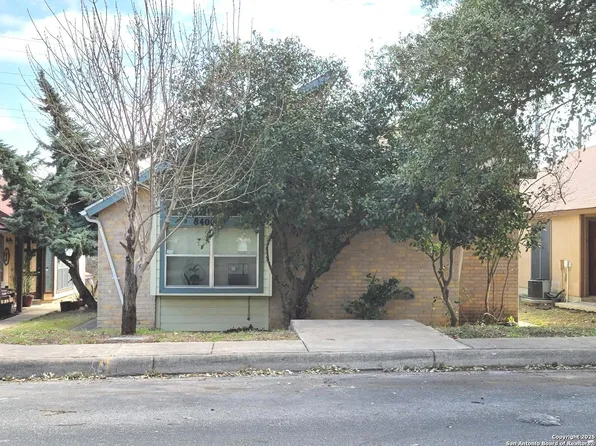 8406 Cranberry Hill, San Antonio, TX 78254