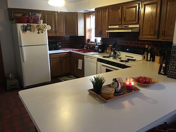 5th image of 2002 N Hoyne Ave #2