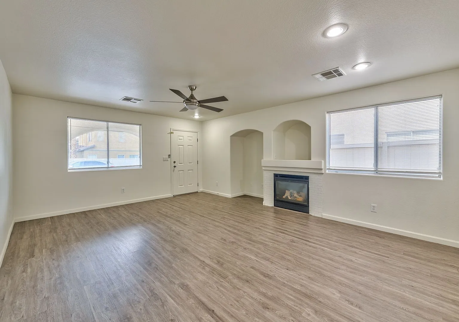 949 Medina De Leon Avenue, Henderson, NV 89015 — Photo 4
