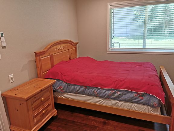 5th image of 200 University Dr
