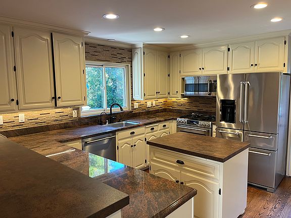 2nd image of 148 Elm Ave