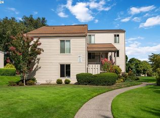 9960 SW Trapper Ter, Beaverton, OR 97008