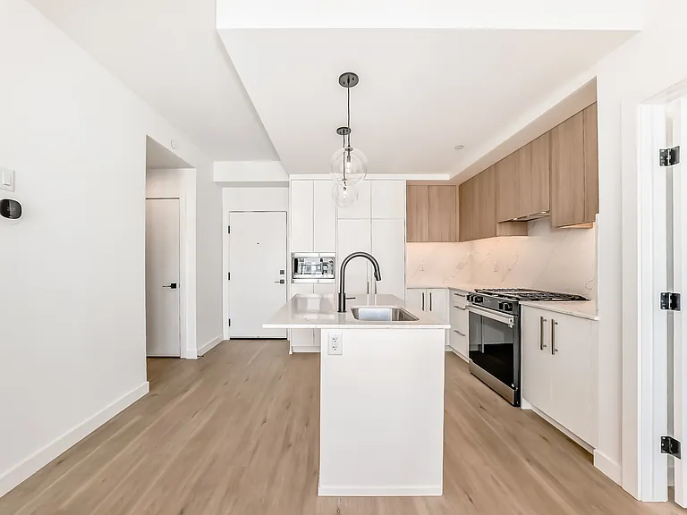 606 Broadcast Ave SW #8375 — Photo 2