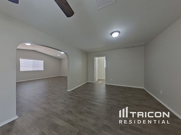 3rd image of 3224 E Carol Ave