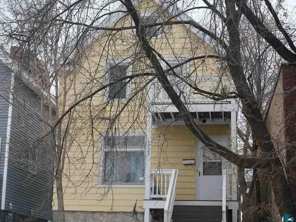 1727 E 5th St, Duluth, MN 55812