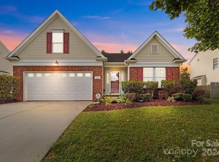 134 Sawhorse Dr, Mooresville, NC 28115