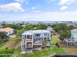 2922 E Pelican Dr, Oak Island, NC 28465