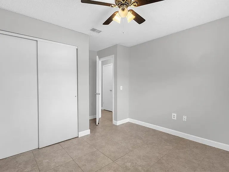 284 Short St — Photo 10
