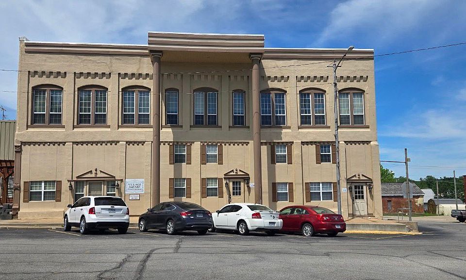 1st image of 108 N Market St #12