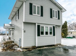 2 Dinosaur Rd, Wilmington, IL 60481