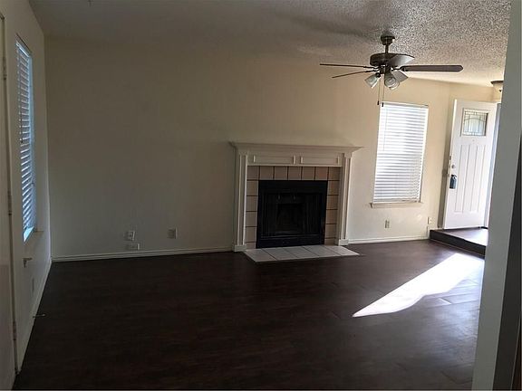 2nd image of 6107 Parkwood Dr #A
