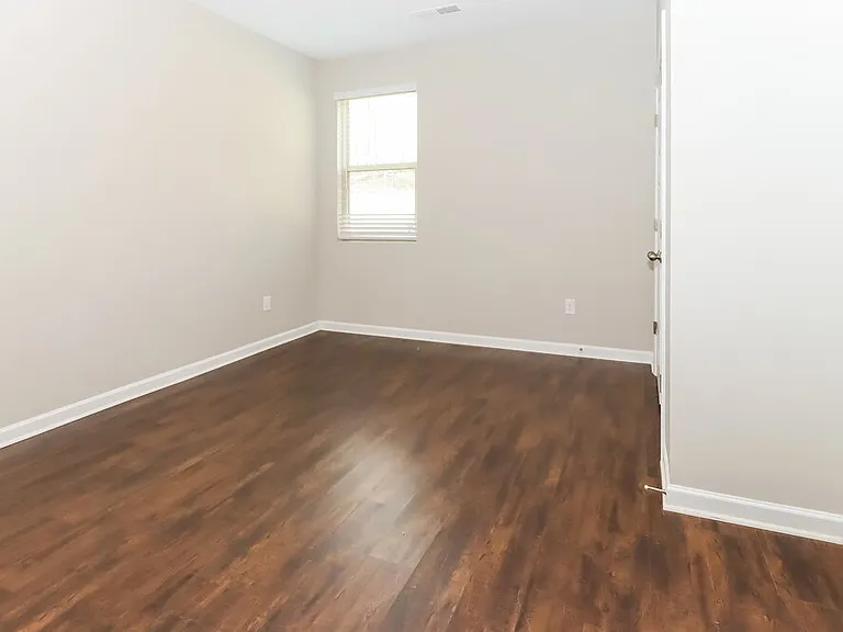 1544 Denver Way — Photo 15