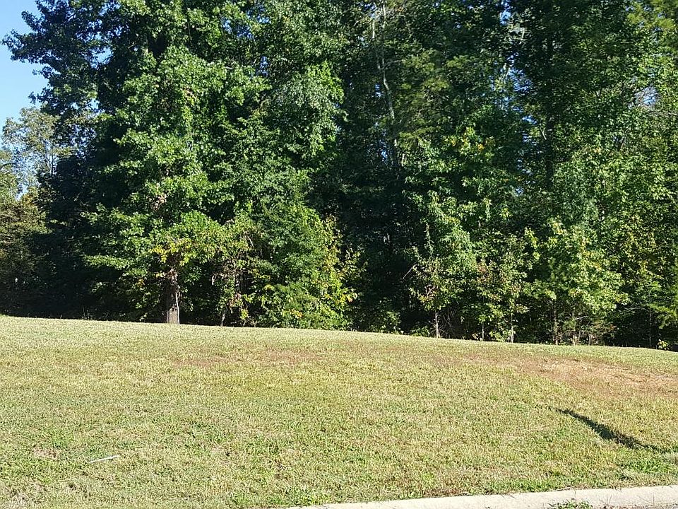 1st image of 724 Wildrose Ln