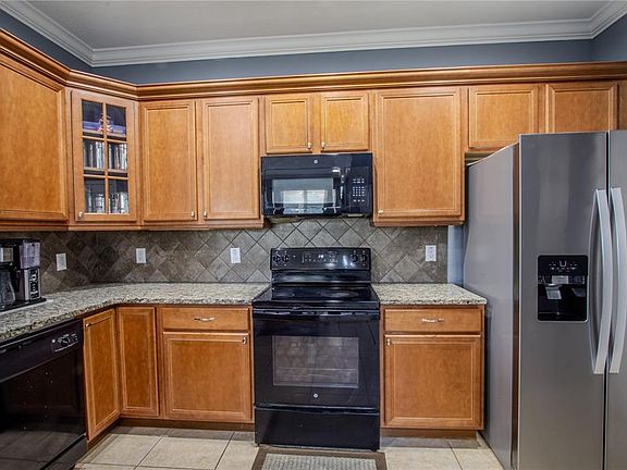 3rd image of 762 Terrace Spring Dr