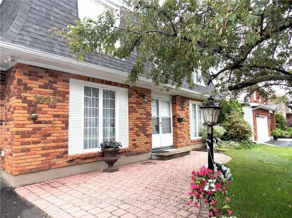 3288 Clearwater Cres, Ottawa, ON K1V 7S2