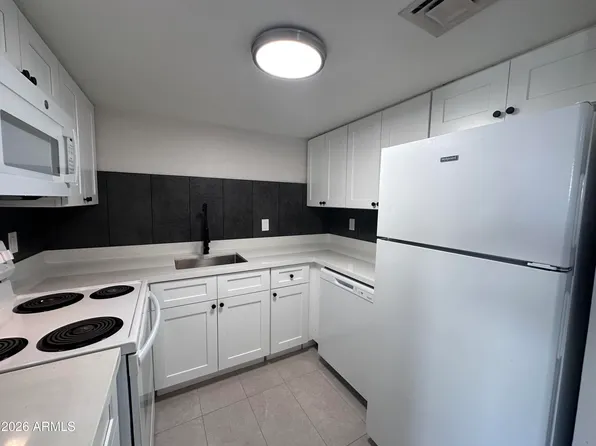 2690 N 43RD Avenue #C, Phoenix, AZ 85009