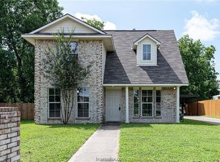 2421 Pintail Loop, College Station, TX 77845