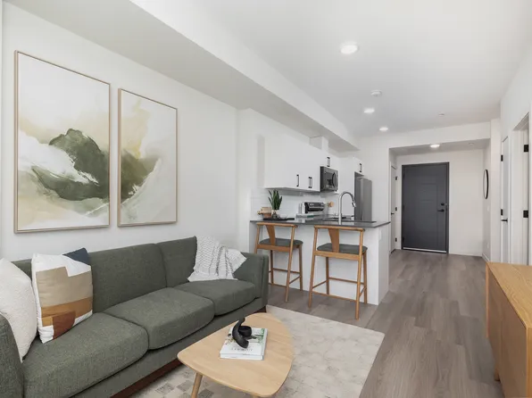 23 Aquitania Blvd W #520, Lethbridge, AB T1J 5L4
