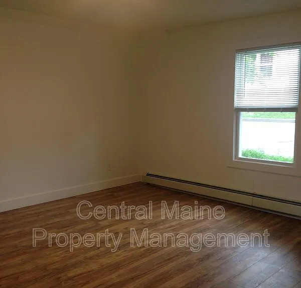 206 Park St #7 — Photo 3