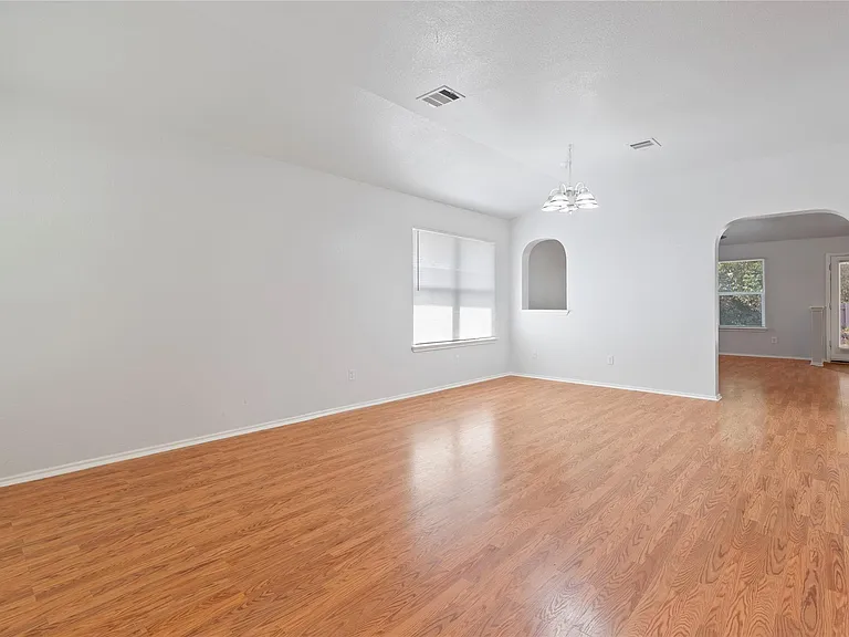 3307 Blue Ridge Dr — Photo 5