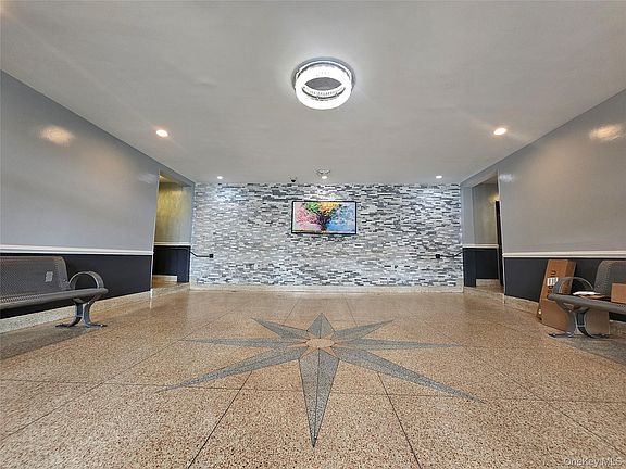 2nd image of 355 Bronx River Rd APT 3E