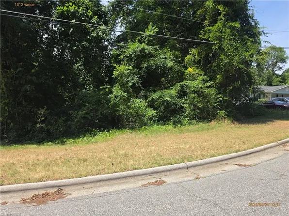 1312 Vance St, Greensboro, NC 27406