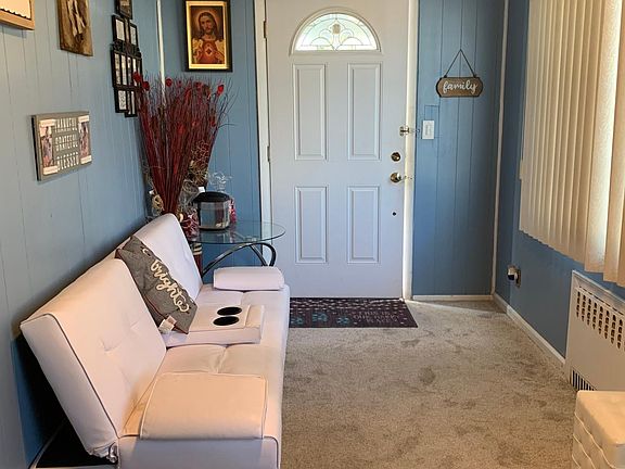 4th image of 24 Belmont Ave #1