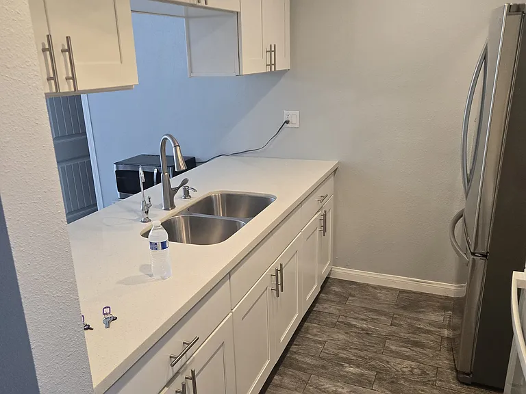 3907 Marcwade Dr — Photo 1