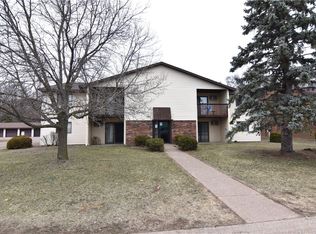 702 & 694 Dutchman Dr #1-8, Chippewa Falls, WI 54729