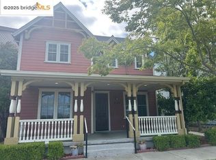 3120 N Front St, Hercules, CA 94547