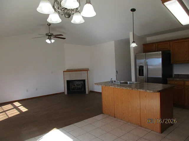 2306 W Oak Park Pl #B — Photo 5