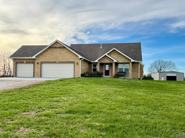 7049 SW Urish Rd, Auburn, KS 66402