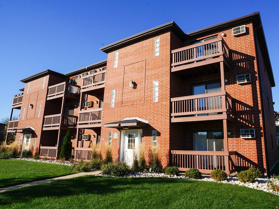1st image of 1130 Cedar St APT 2B