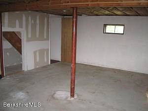 Basement / Utility room mostly finished