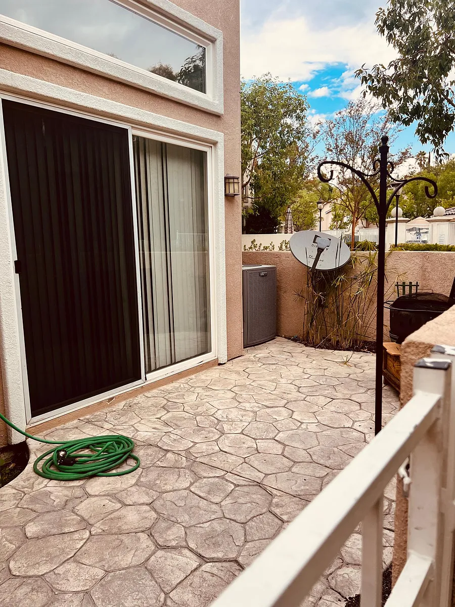 Front Patio - 25730 Armstrong Cir #F